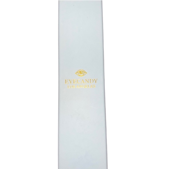 EYECANDY Los Angeles Multicolor Beaded Keychain with Heart & Flower Charms NIB - Picture 4 of 4